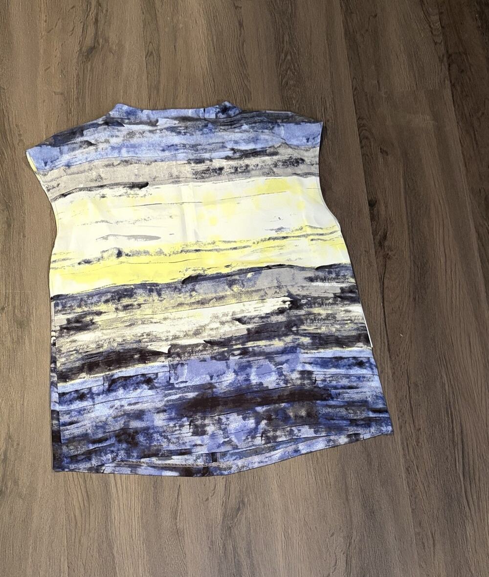 Calvin Klein Women’s Medium Abstract Print Sleeveless Blouse